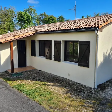 Village Le 233 Ecuras